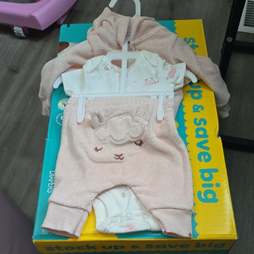 Adorable Pink Baby Outfit with Cloud Design